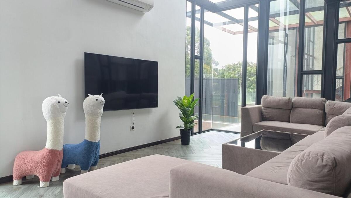 Villa Pulai Blue