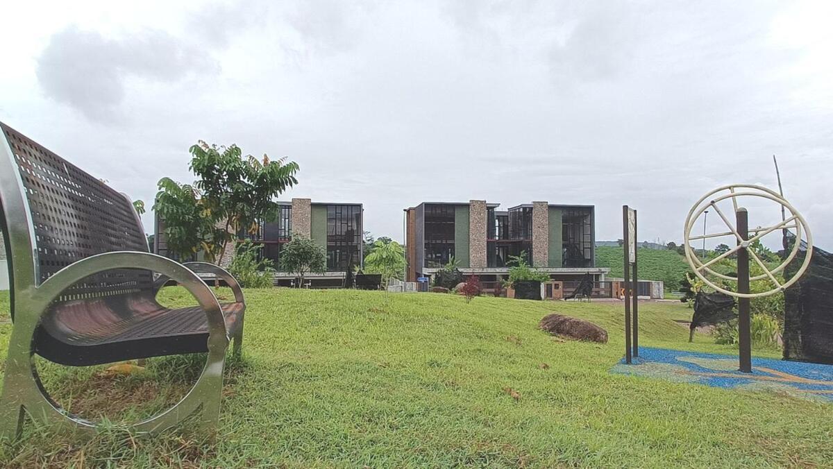Pulai Blue Villa *
