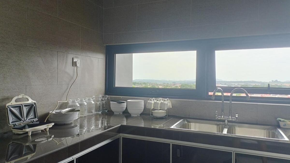 Vila Pulai Blue